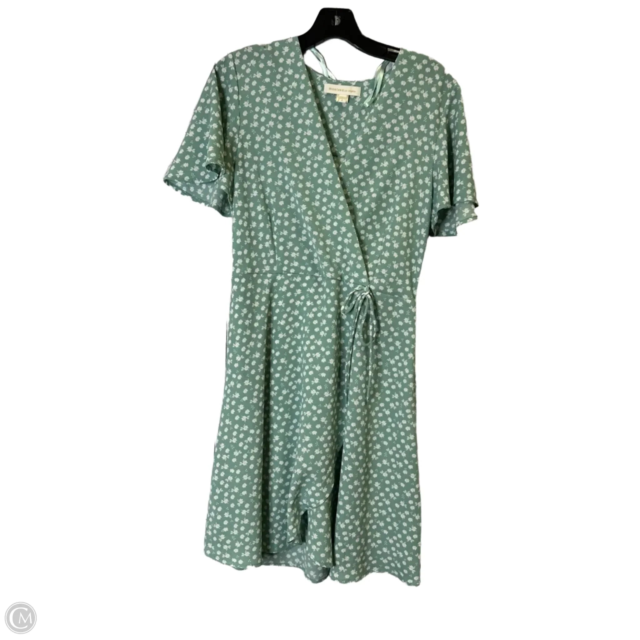 Dress Casual Short By Monteau In Green, Size: L Tunics Sophisticated sleek