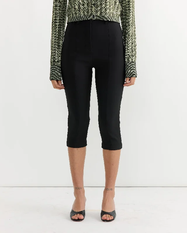 Le Pantalon Capri Trouser in Black Trousers fashionable chic