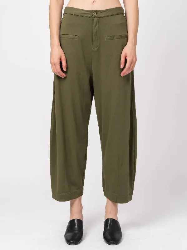 TROUSERS Trousers chic fashionable
