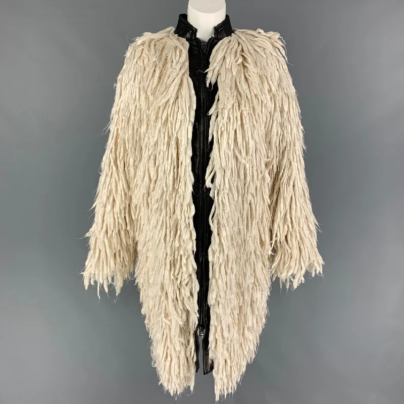 TOM FORD Size 2 White Black Silk Shaggy Leather Trim Zip Up Coat Cape Coat Herringbone Coat Tweed Coat TOM FORD Size 2 White Black Silk Shaggy Leather Trim Zip Up Coat Cape Coat Herringbone Coat Tweed Coat