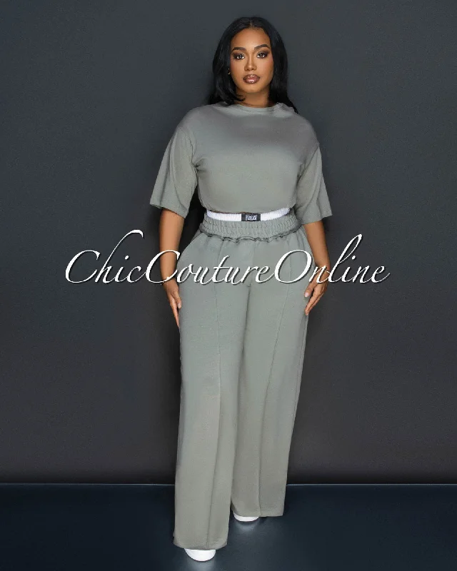 Clarkie Sage White Crop Top & Pants Set Notch Collar Peter Pan Collar Cowl Neck