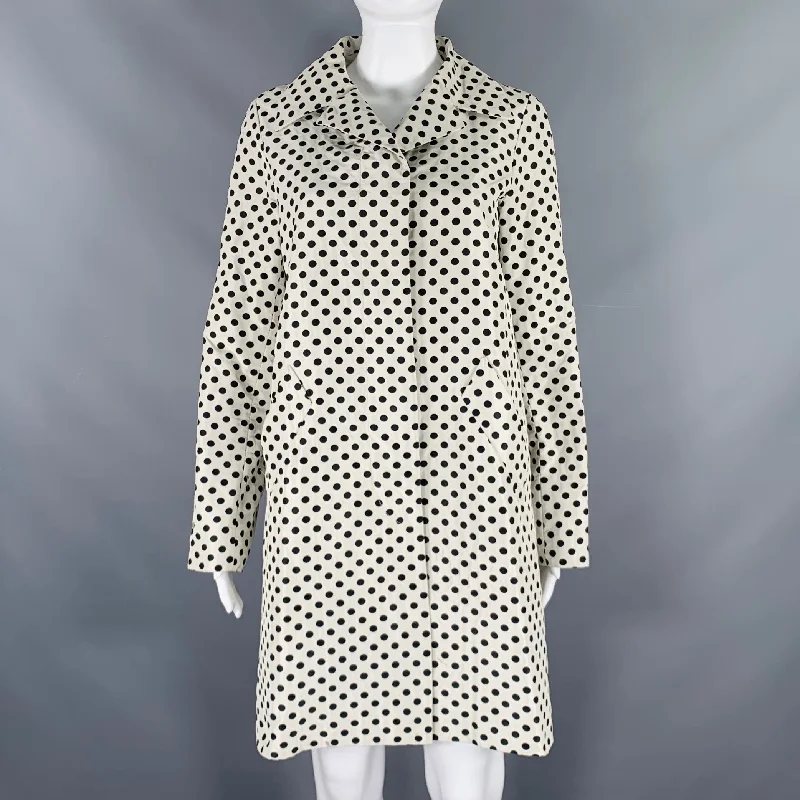 MAX MARA Size 6 White Black Polyester Polka Dot Buttoned Coat Chenille Brocade Lace