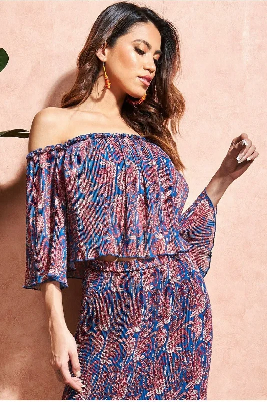 City Goddess Off The Shoulder Printed Crop Top - Blue Notch Collar Peter Pan Collar Cowl Neck City Goddess Off The Shoulder Printed Crop Top - Blue Notch Collar Peter Pan Collar Cowl Neck