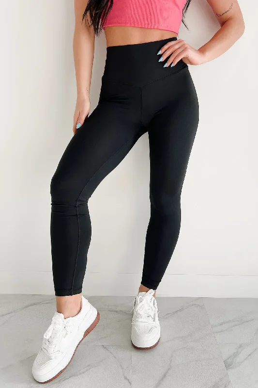 Finding Your Zone High Rise Basic Leggings (Black) Trendy Color Block Leggings