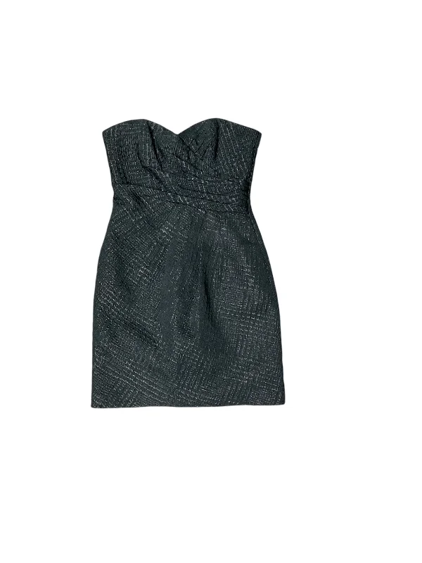 Dress Party Midi By Laundry In Black, Size: 4 Fashionable Plaid Midi Dress