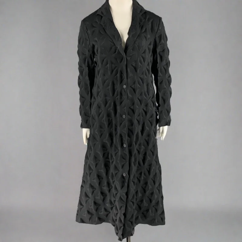 ISSEY MIYAKE Size L Black Polyester Stars Embossed Long Coat Zip Front Button Front Snap Front ISSEY MIYAKE Size L Black Polyester Stars Embossed Long Coat Zip Front Button Front Snap Front